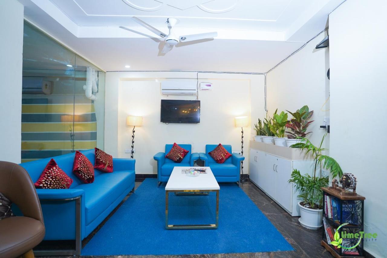 Lime Tree Hotel Near 32Nd Avenue Sector 29 غورغاون المظهر الخارجي الصورة